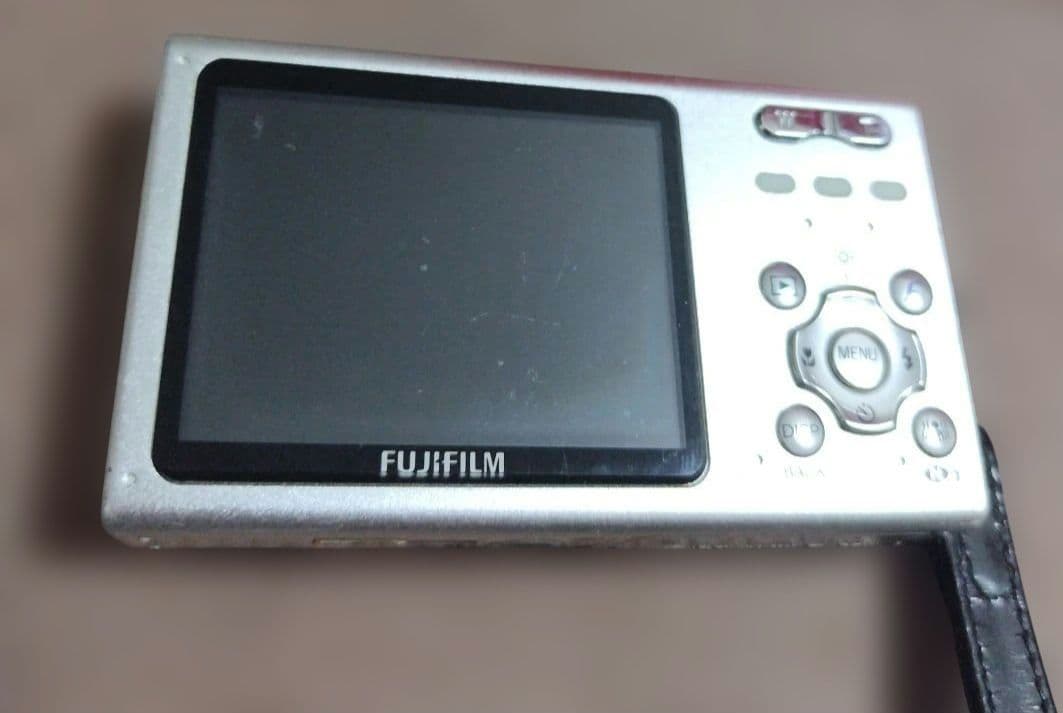 Fujifilm Compact Digital Camera Finepix Z5