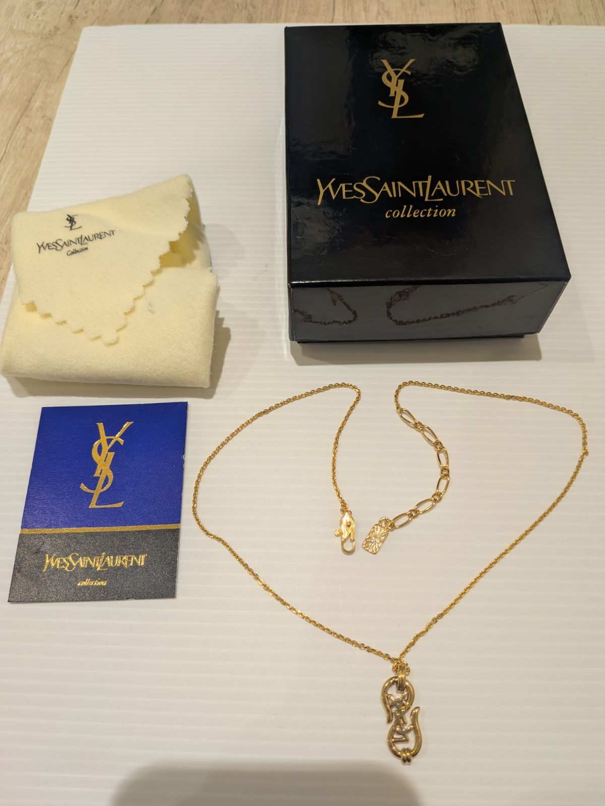 Necklace Yves Saint Laurent Ysl 6.1G