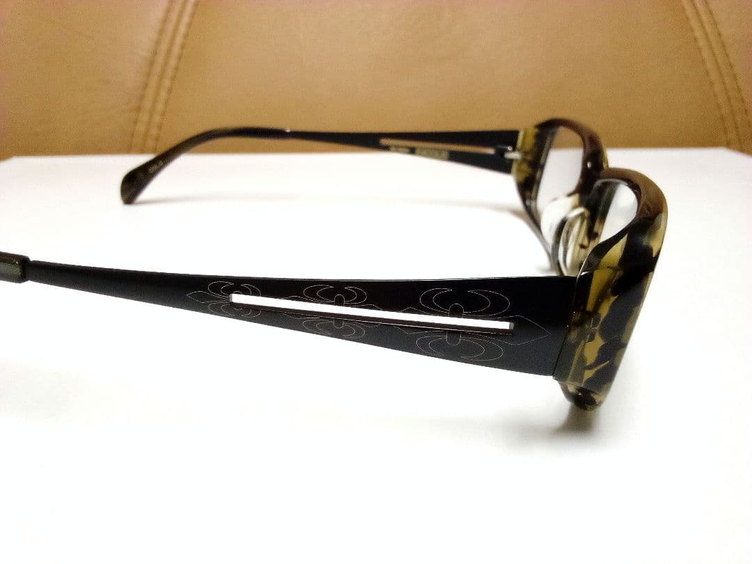 Nicole Glasses