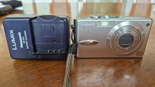 Panasonic Compact Digital Cameras Lumix Dmc-Fx2 Leica