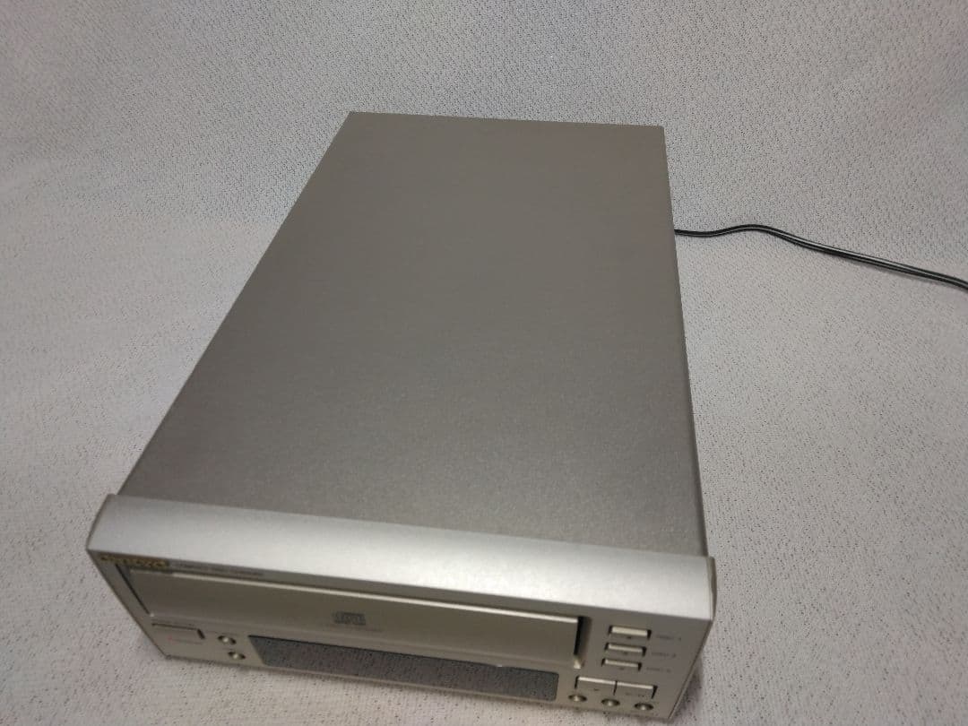 Onkyo Cd Sacd Players C-707Ch 205