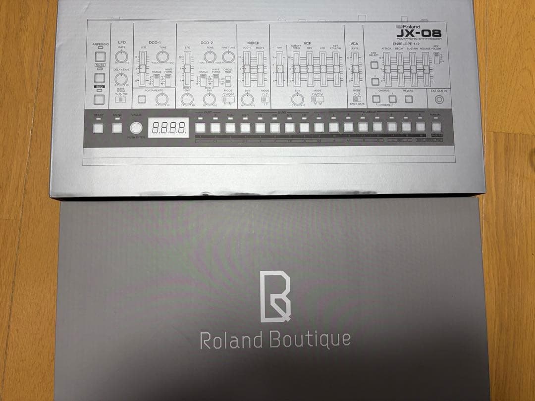 Roland Analog Synthesizers Jx-08