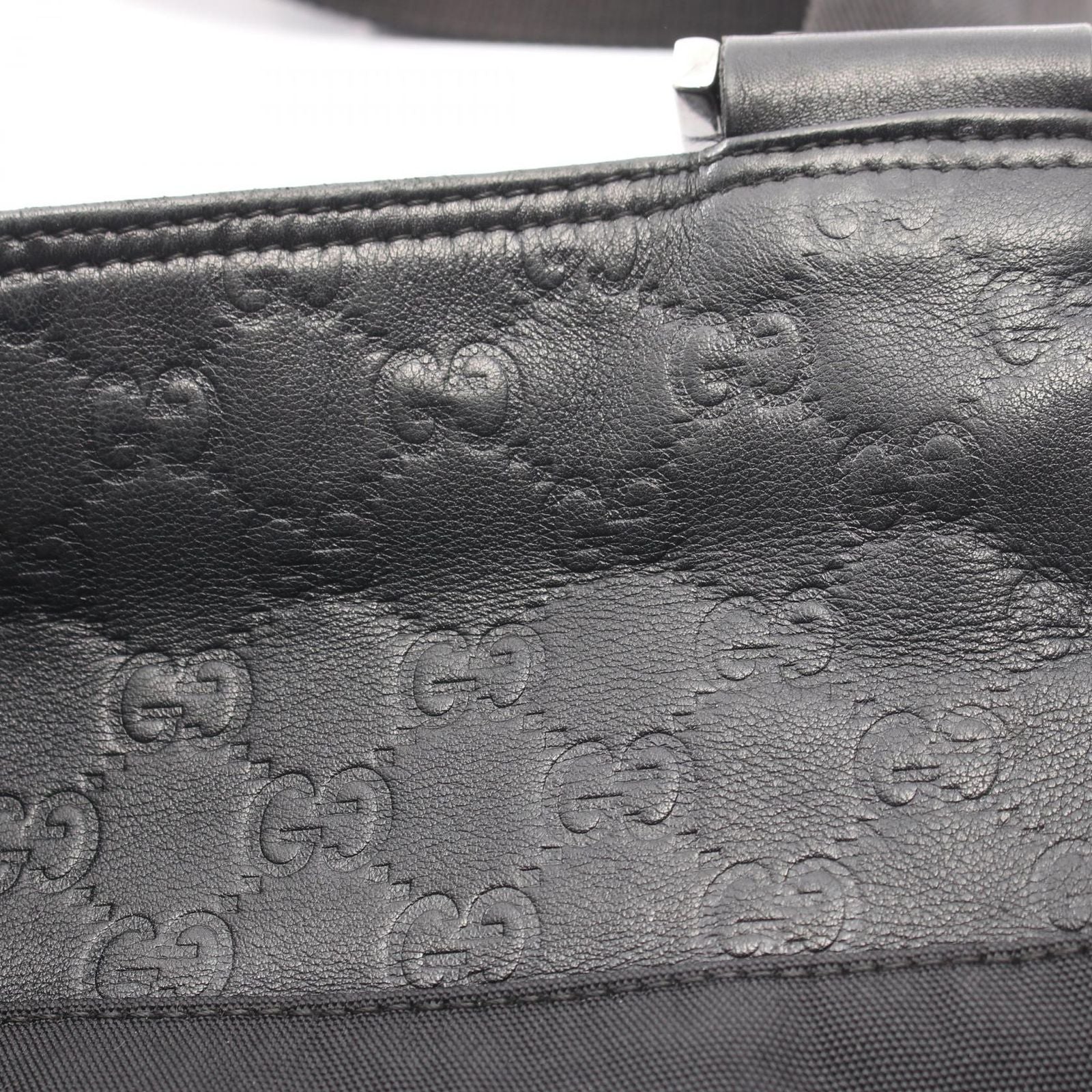 Gucci Shoulder Bag