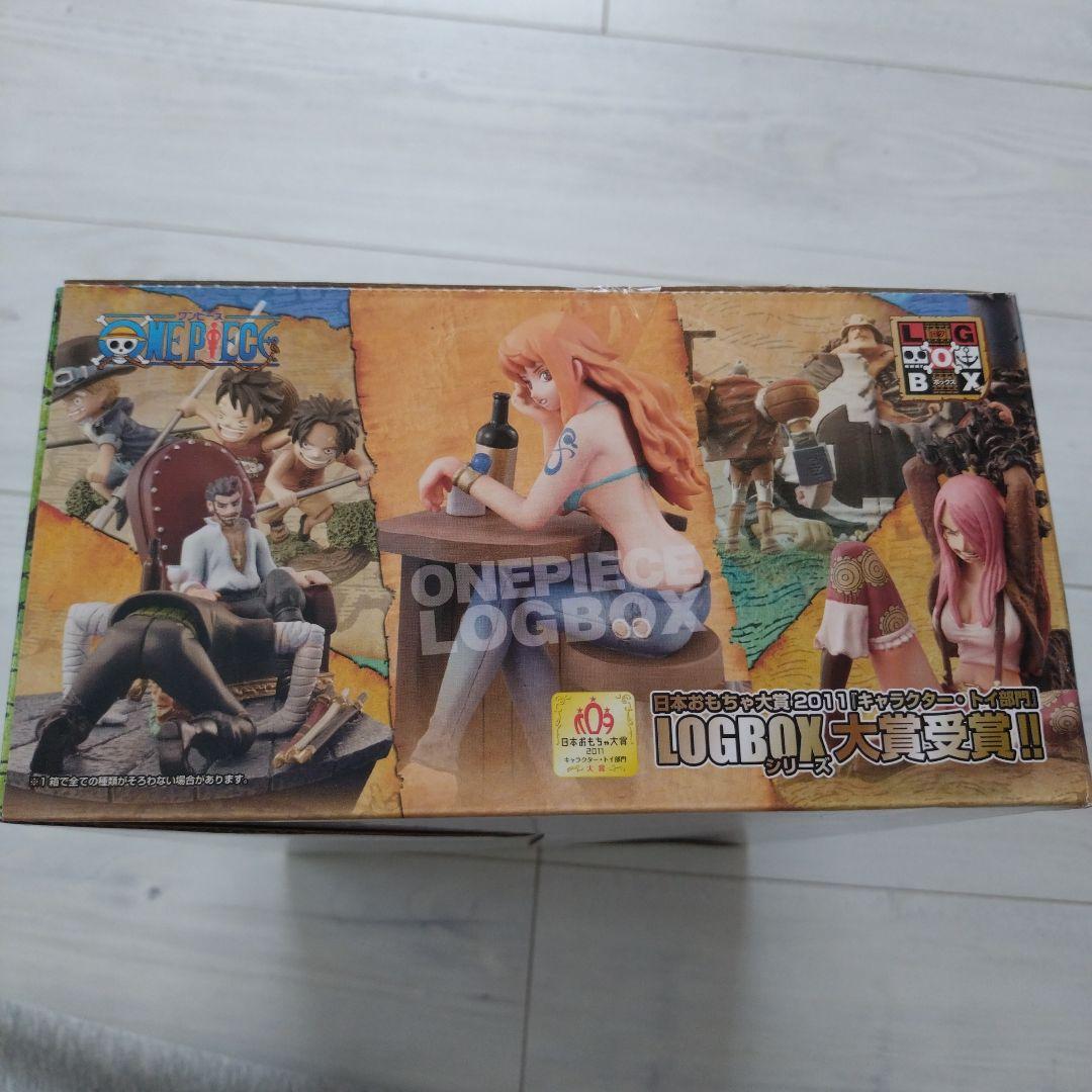 One Piece Logbox