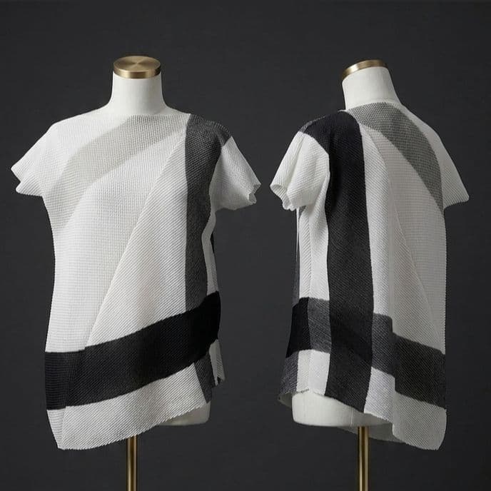 Issey Miyake Short-Sleeve