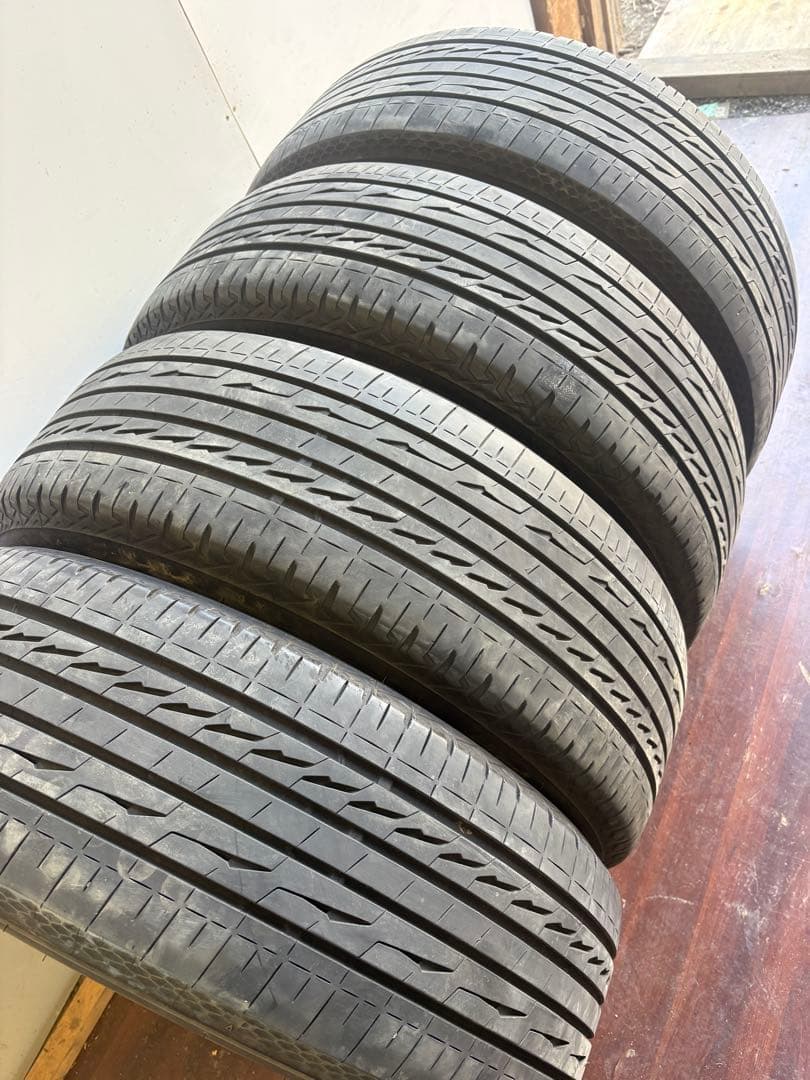 Bridgestone 18 Inches 222/60/18 Lx100