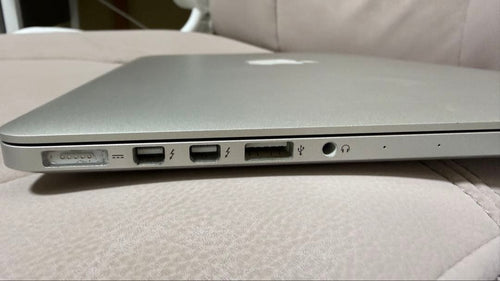 Apple Macbooks Macbook Pro 2.6Ghz Core I5