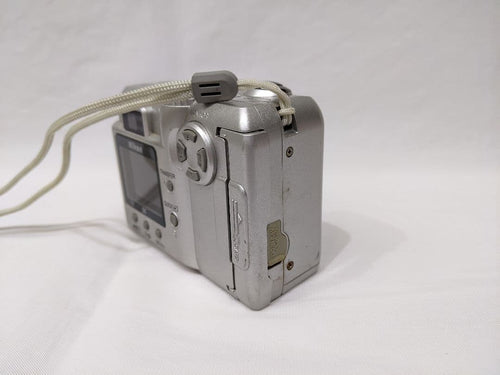 Nikon Compact Digital Cameras Coolpix 775