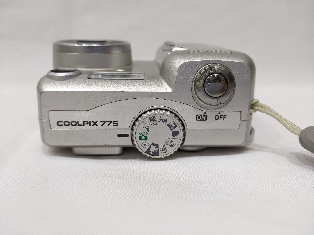 Nikon Compact Digital Cameras Coolpix 775