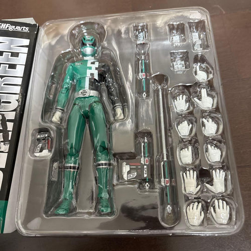 S.H.Figuarts Squadron Hero