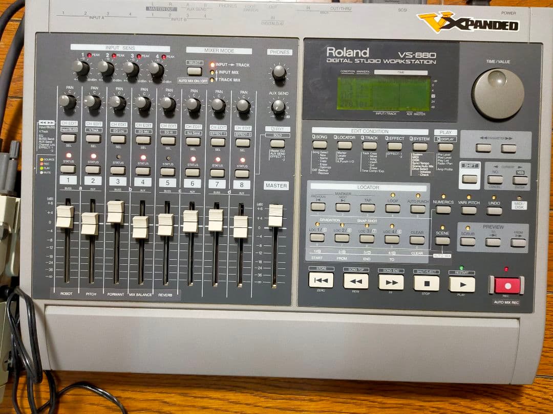 Roland Multitrack Recorders Mtr Vs-880 Zip