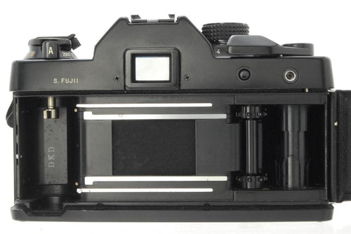 Contax Slr Cameras (Film) Rts #219