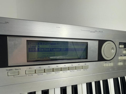 Others Korg Triton Le 61