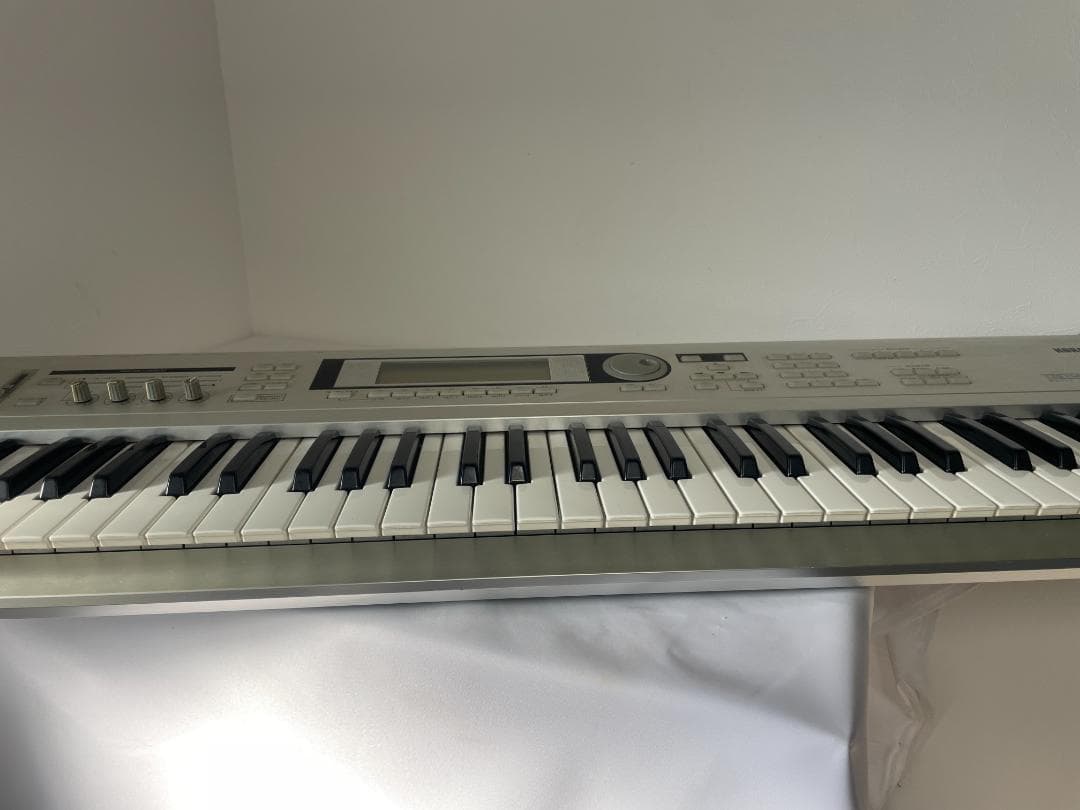 Others Korg Triton Le 61