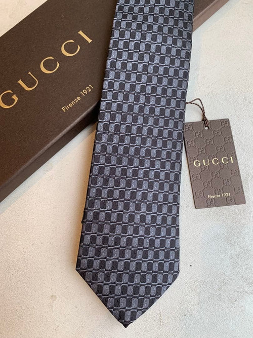 Gucci Ties 100%