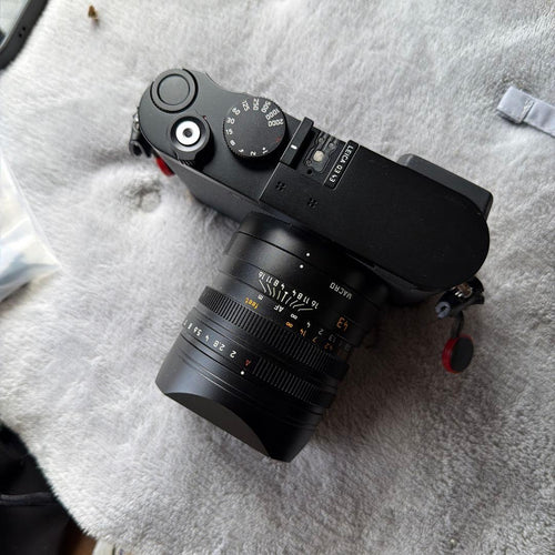 Compact Digital Cameras Leica Q3 43