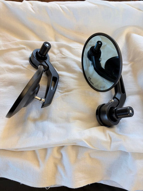 Mirrors Kiwav