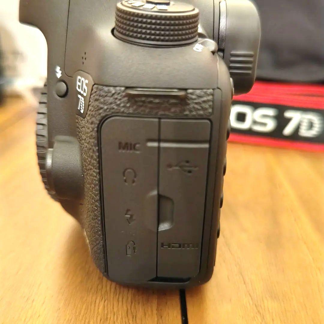 Canon Digital Slrs Eos 7D Mark Ii