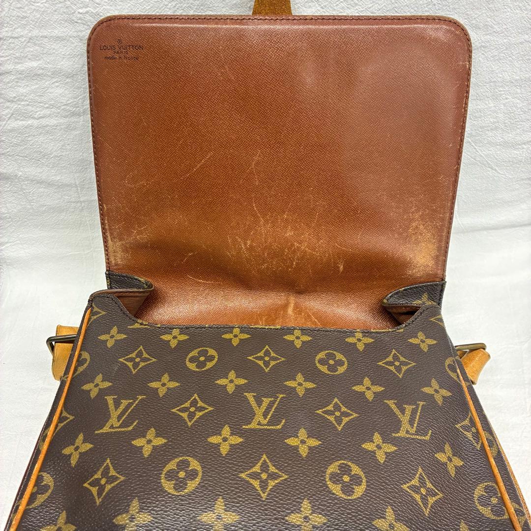 Louis Vuitton Shoulder Bags Gm