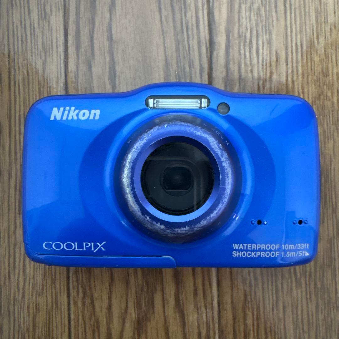 Nikon Compact Digital Camera Coolpix S32