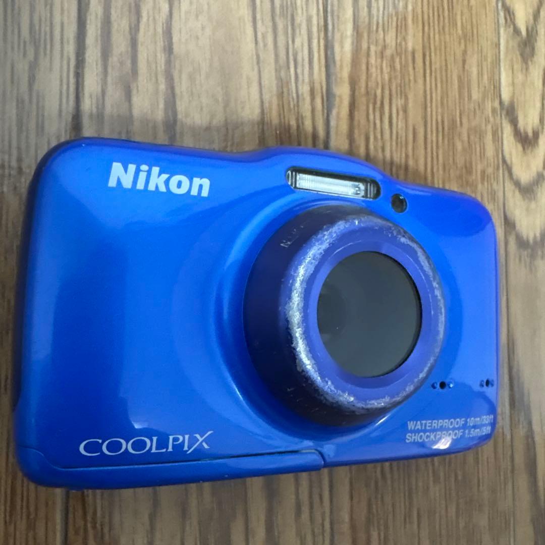 Nikon Compact Digital Camera Coolpix S32