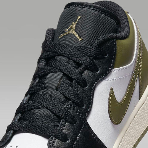 Jordan Brand Sneakers Nike Gs
