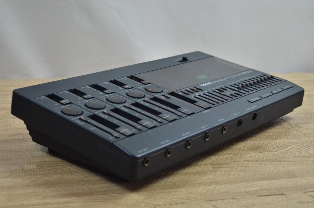 Yamaha Multi -Track Recorder Cmx100Iii
