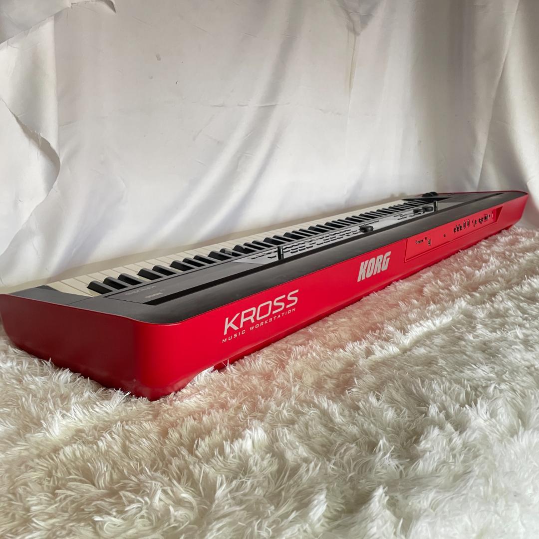 Modular Synthesizer Korg Kross 88