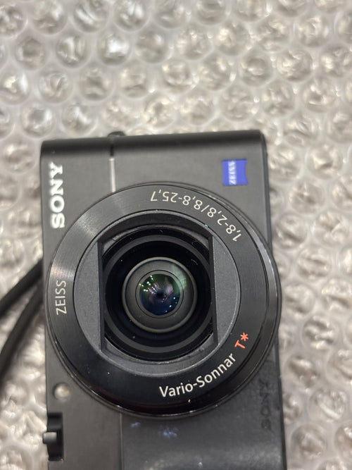 Compact Digital Camera Sony Rx100V (Dsc-Rx100M5A)