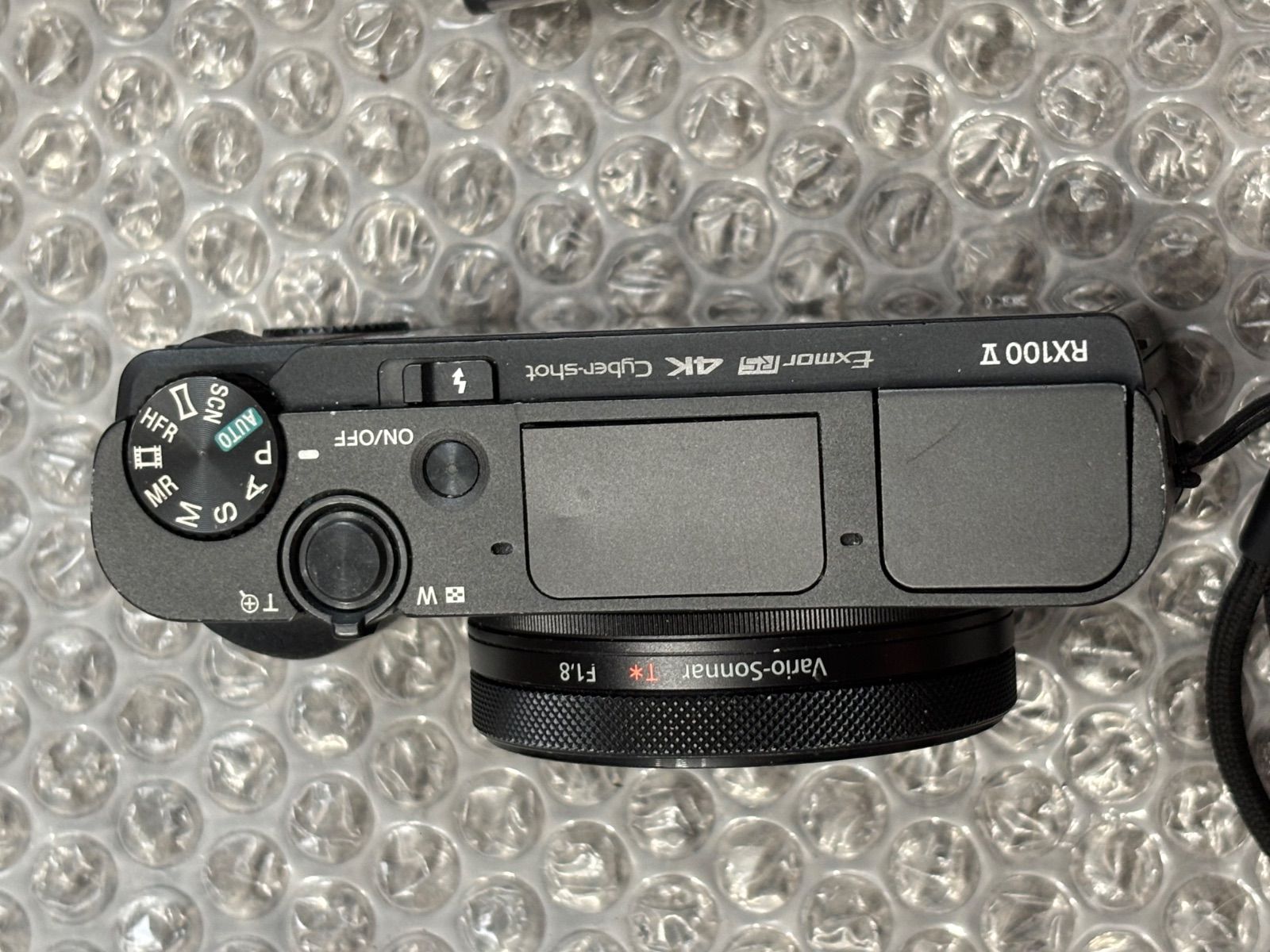 Compact Digital Camera Sony Rx100V (Dsc-Rx100M5A)