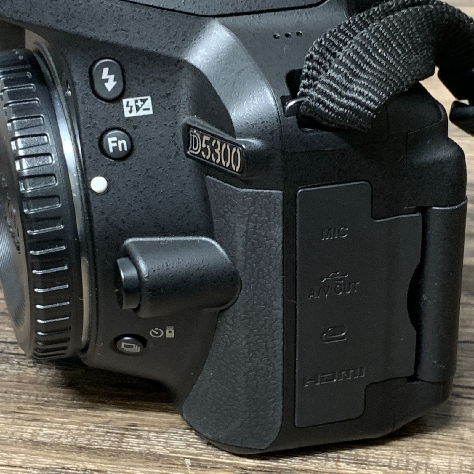 Digital Slr 64-031709] D5300 2