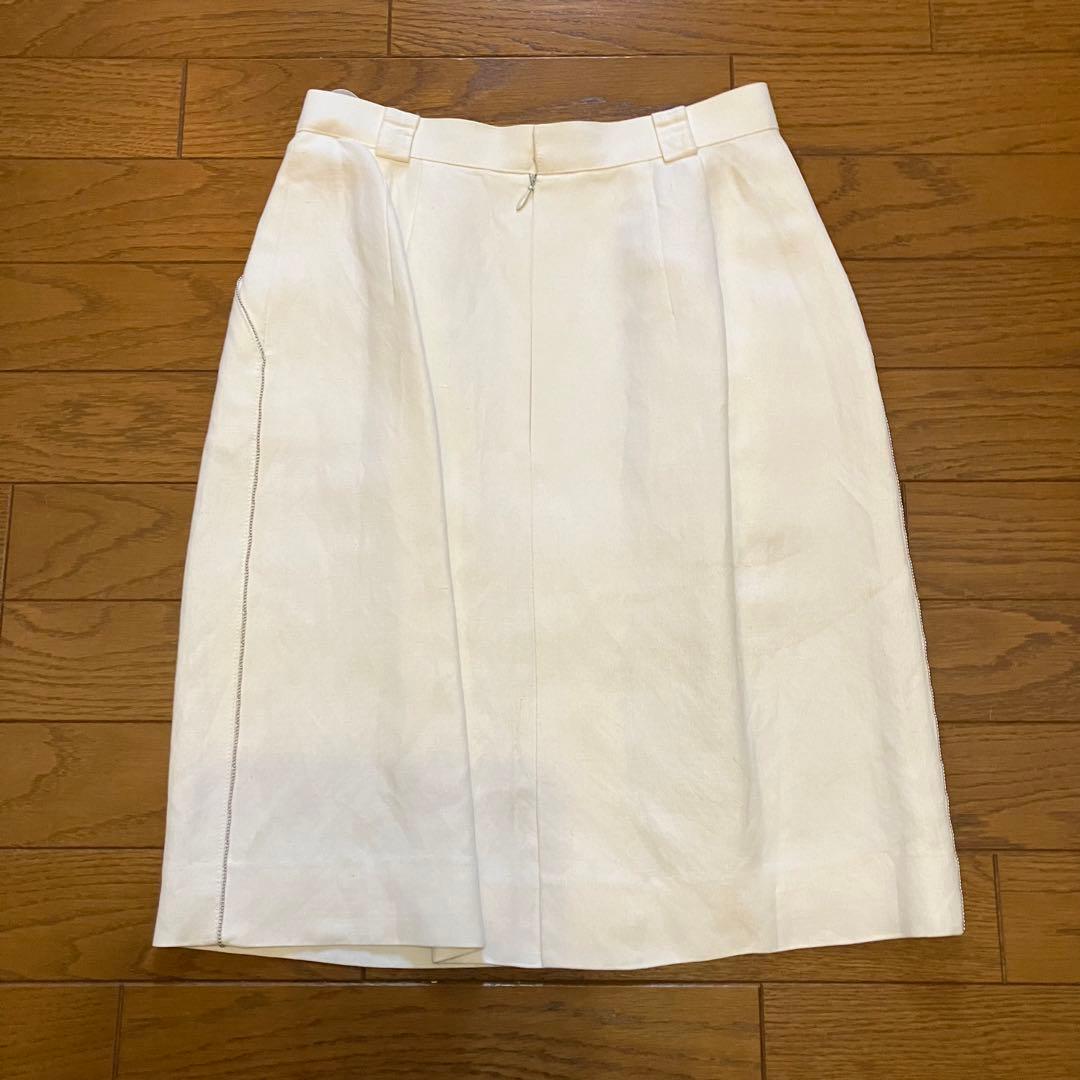 Leica Skirt Suits Deborah M