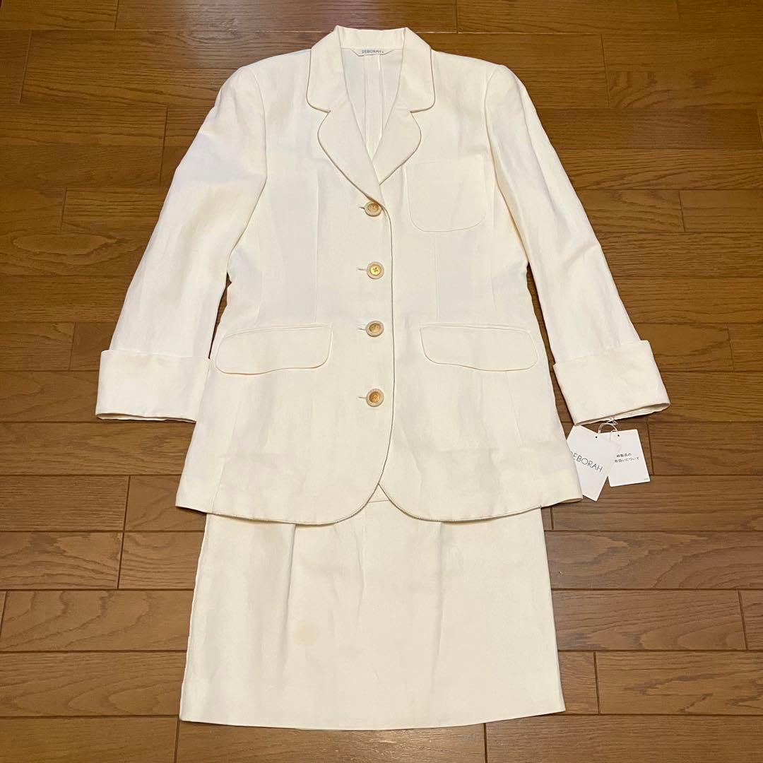 Leica Skirt Suits Deborah M