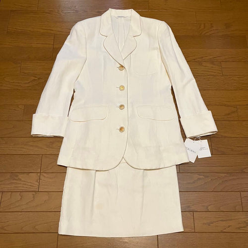 Leica Skirt Suits Deborah M