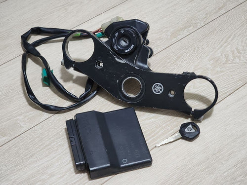 Yamaha Motor Other Yzf-R1 5Vy 2004 1 Ecu