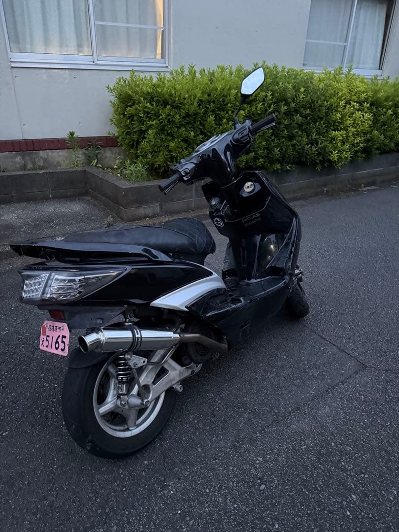 Yamaha Motorcycle Frames X 2