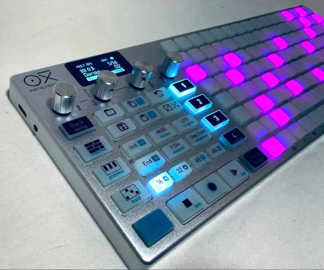 Sequencer Oxi Instruments: One Silver