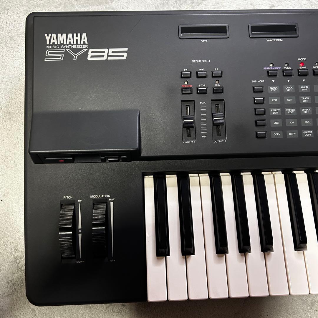 Yamaha Analog Synthesizers Sy85 61