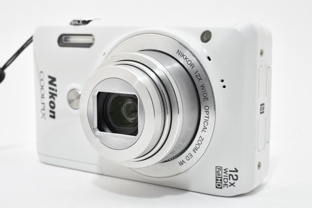 Compact Digital Camera Nikon Coolpix S6900 #2539