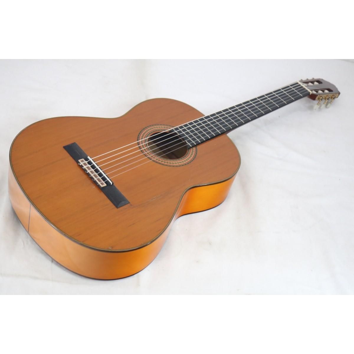 Yamaha Acoustic Guitar