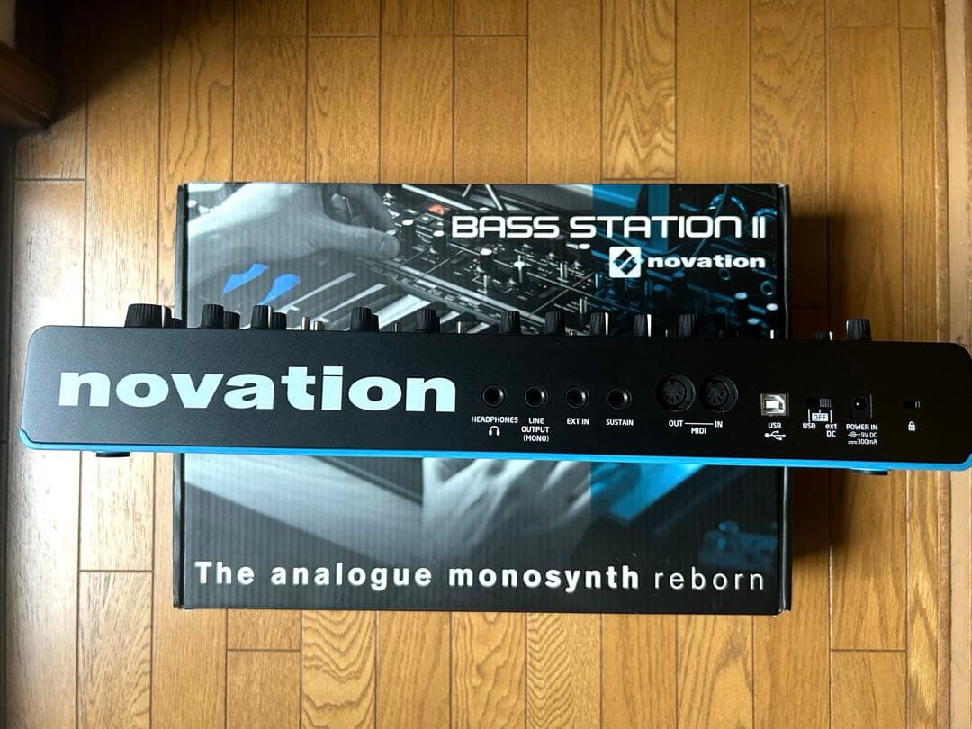 Analog Synthesizers Novation Bass Station Ii