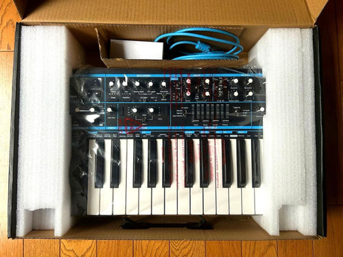 Analog Synthesizers Novation Bass Station Ii