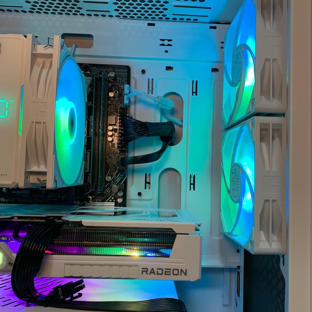 Gaming Desktop Pc Ryzen5 8400F Rx9060Xt16Gb
