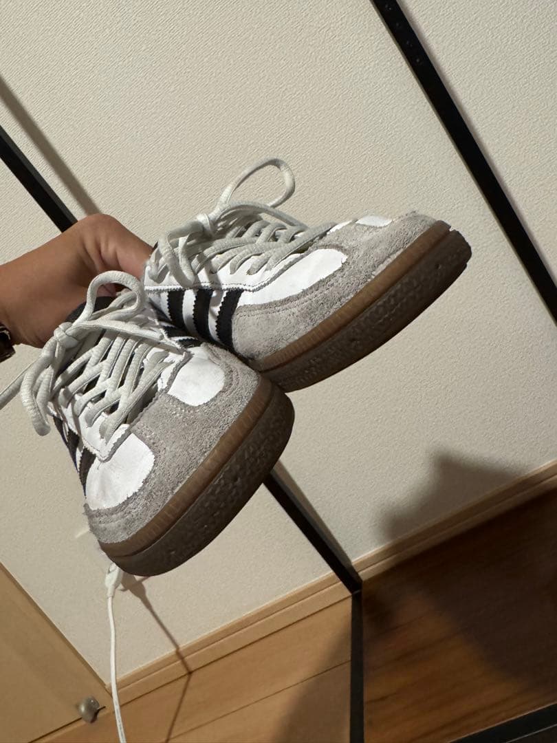 Adidas Sneakers