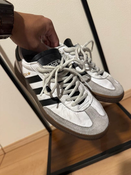 Adidas Sneakers