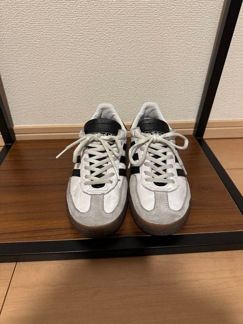 Adidas Sneakers