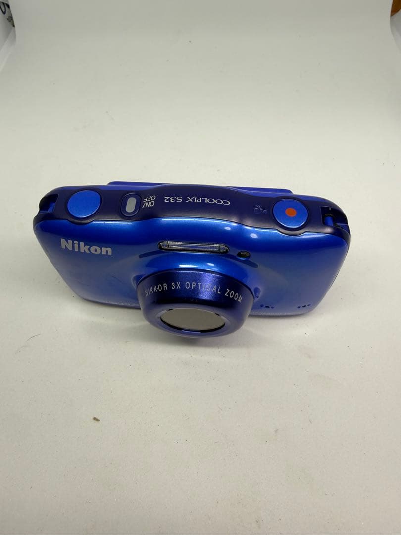 Nikon Compact Digital Camera Coolpix S32