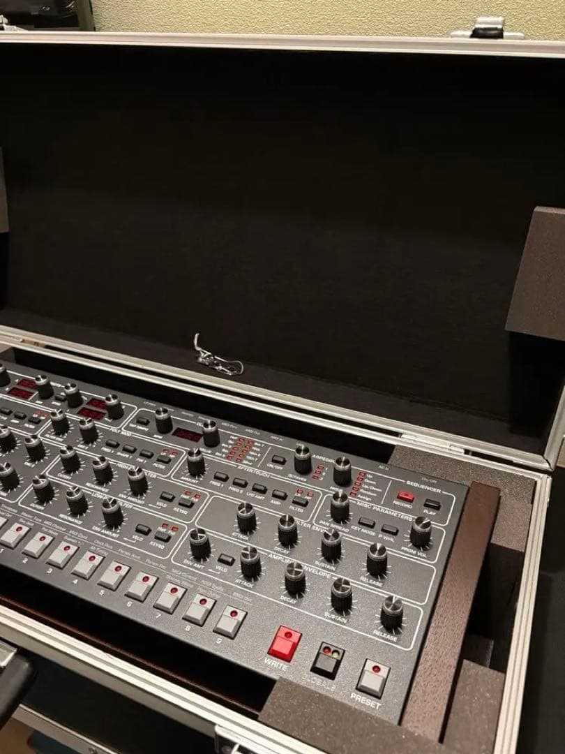 Analog Synthesizer Sequential Prophet-6 Module