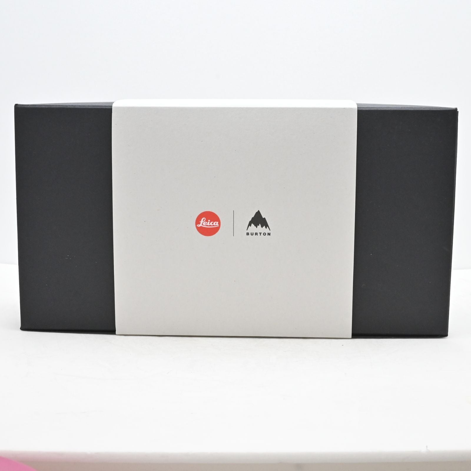 Compact Camera (Film) Leica Sofort 2 Burton Edition