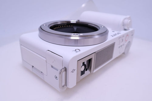 Sony Mirrorless Interchangeable Lips 27 Zv-E10 Vlog Vlogcam Aps-C (White)(